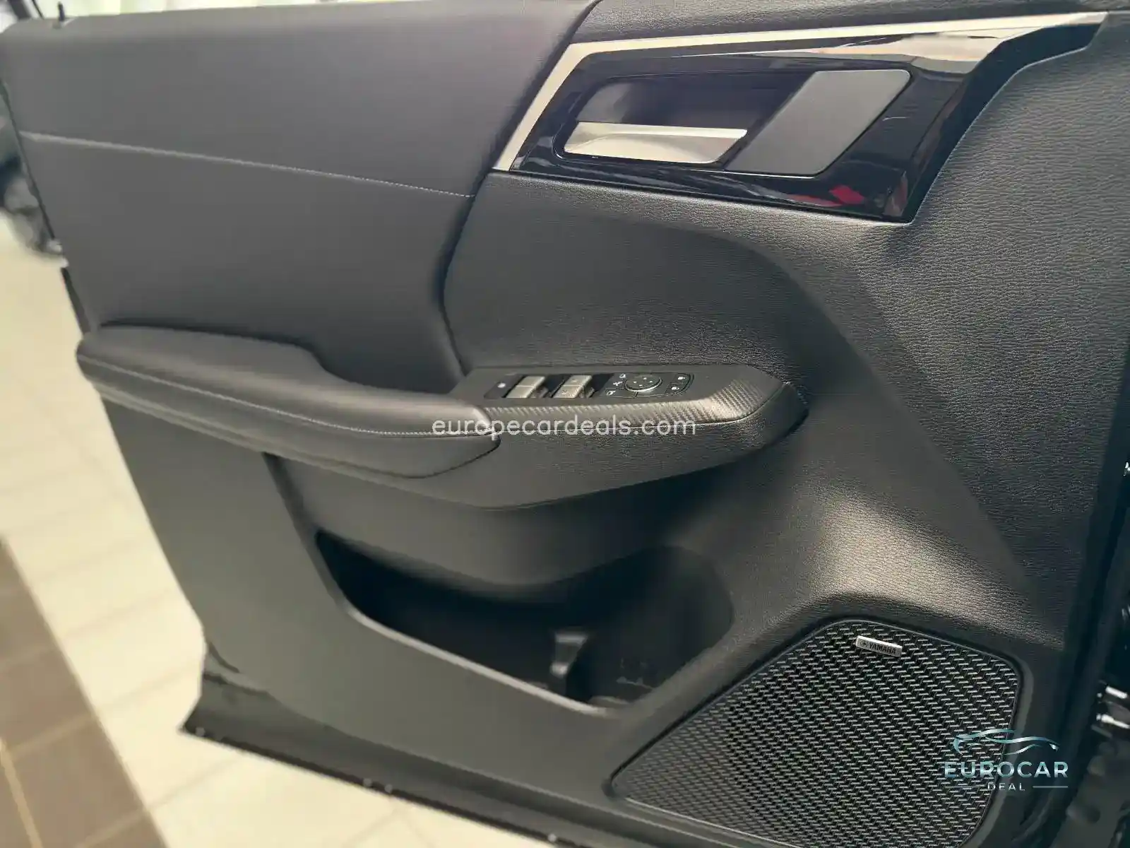 Mitsubishi Plug-in Hybrid Outlander