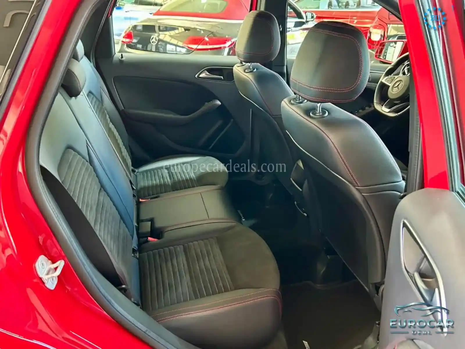 Mercedes-Benz B 180