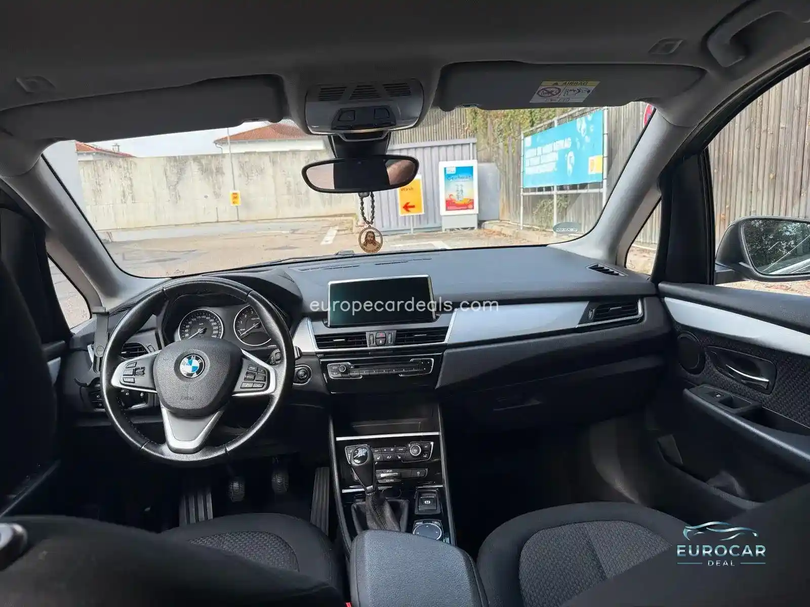 BMW 218
