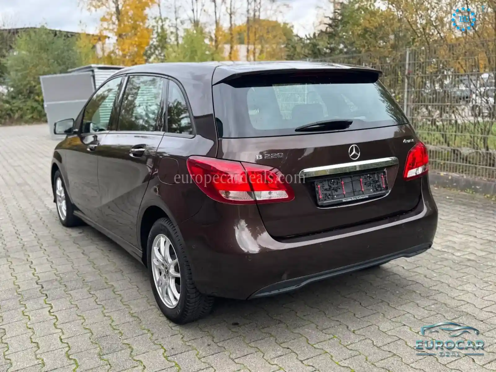 Mercedes-Benz B 220
