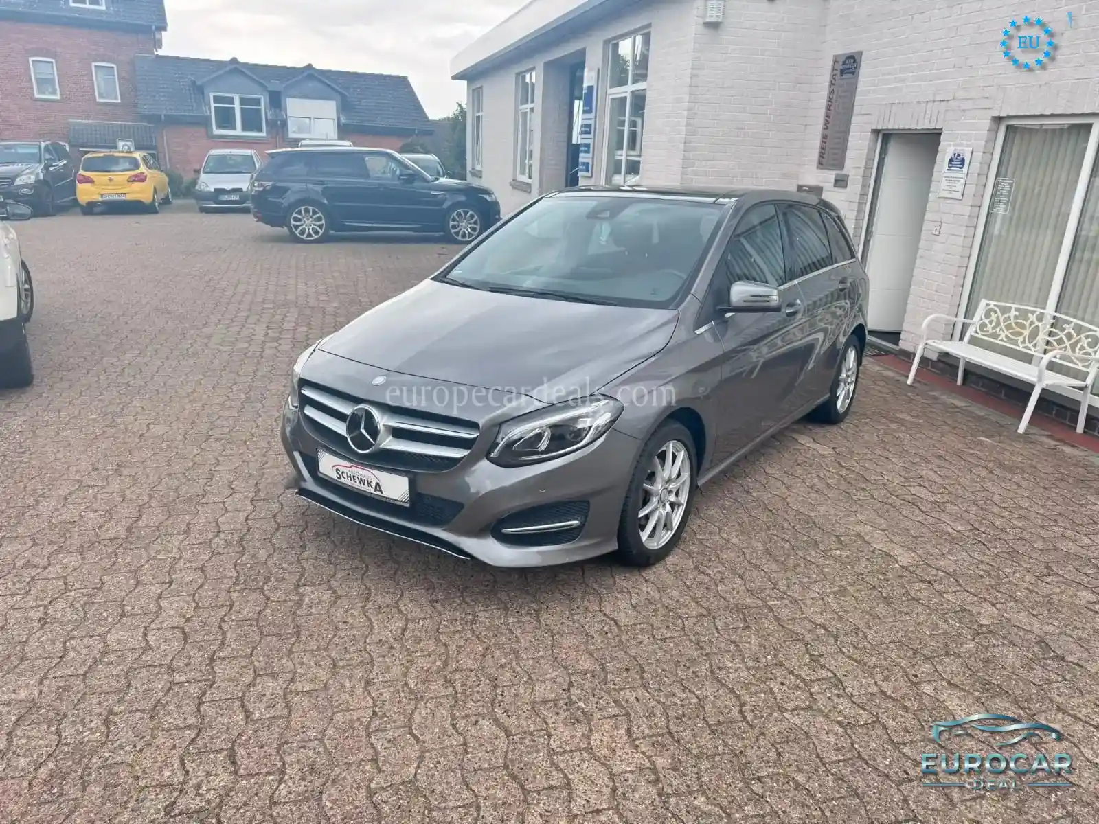 Mercedes-Benz B 220
