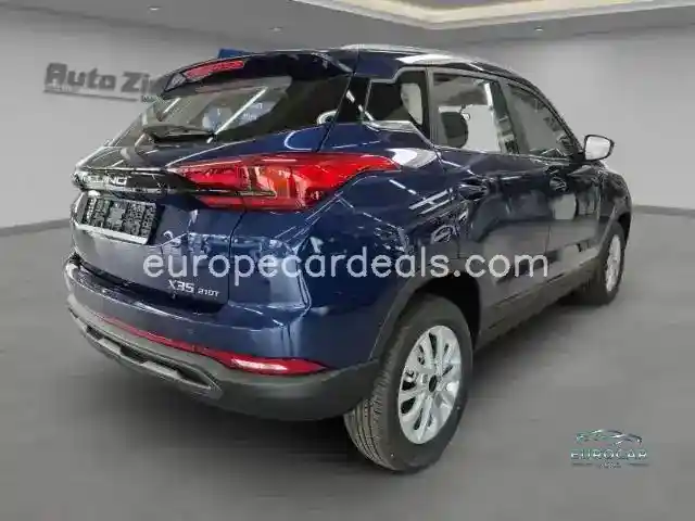 BAIC Senova X35