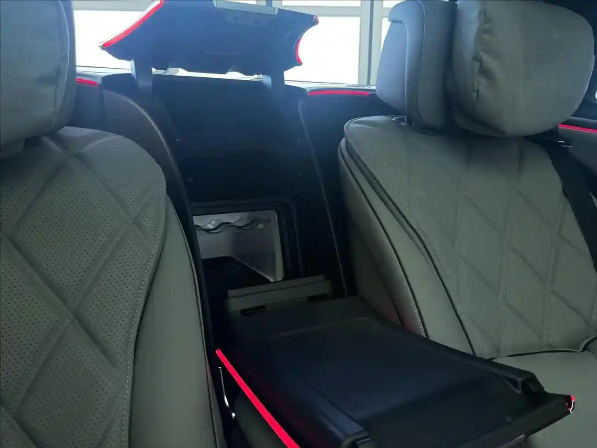 Mercedes-Benz S 680