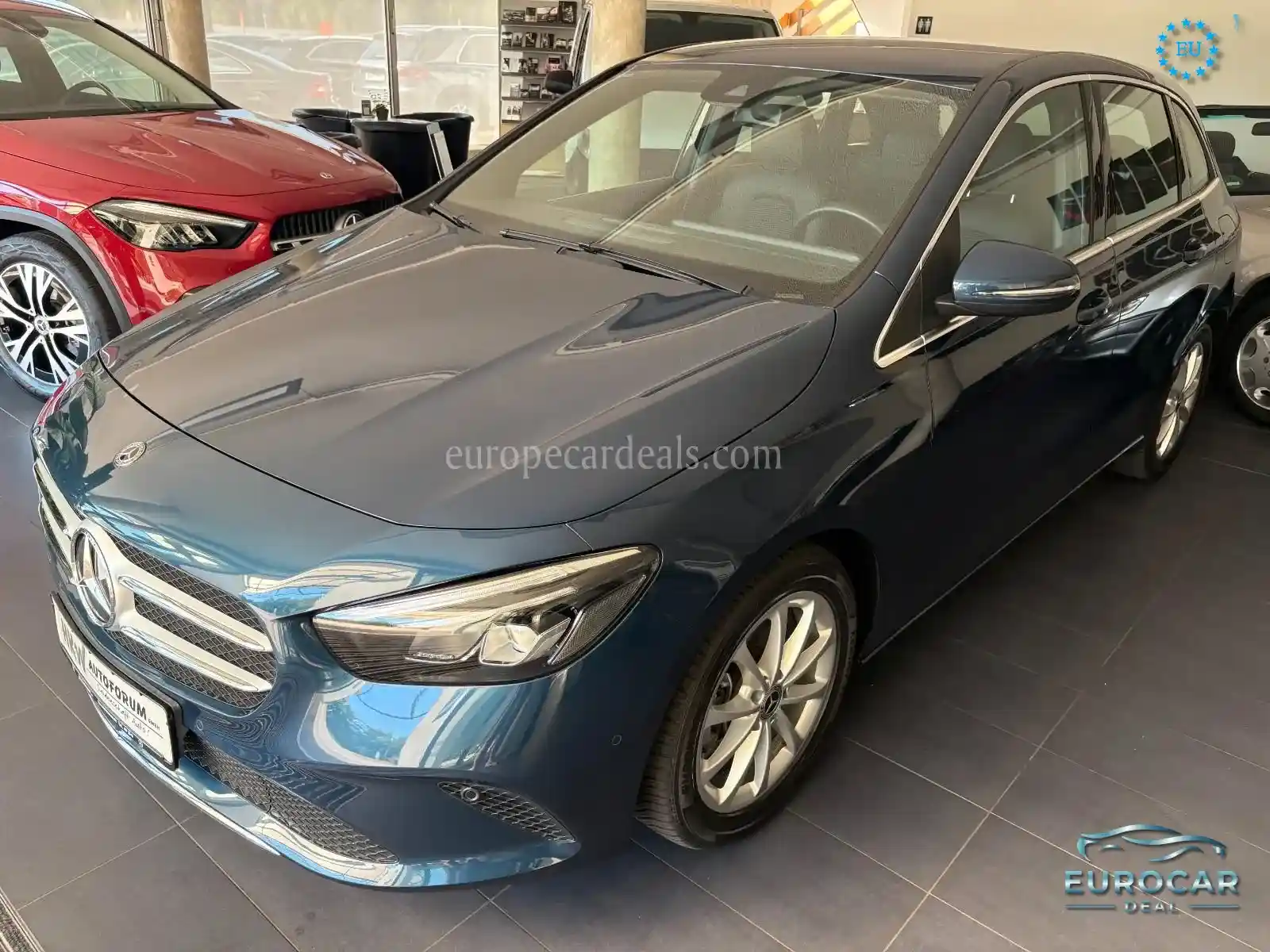 Mercedes-Benz B 180