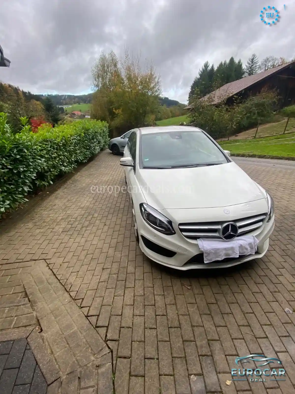 Mercedes-Benz B 200