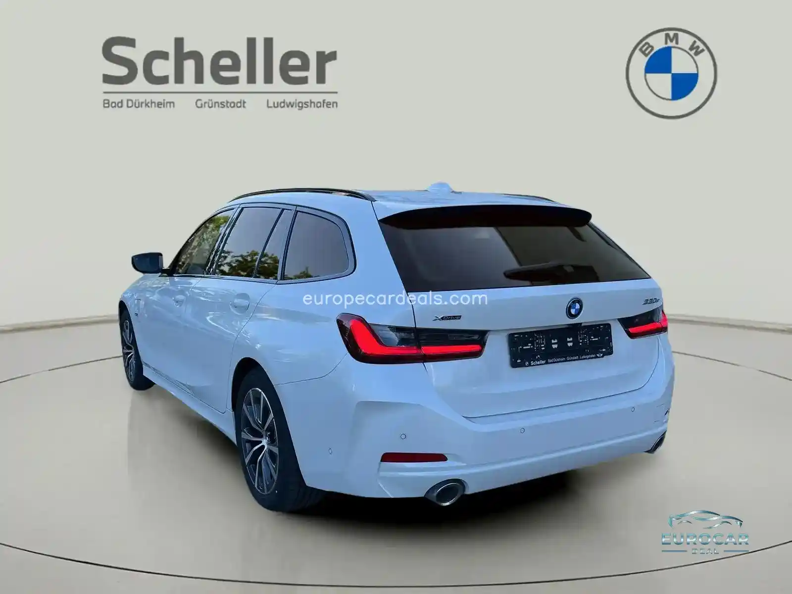 BMW 330