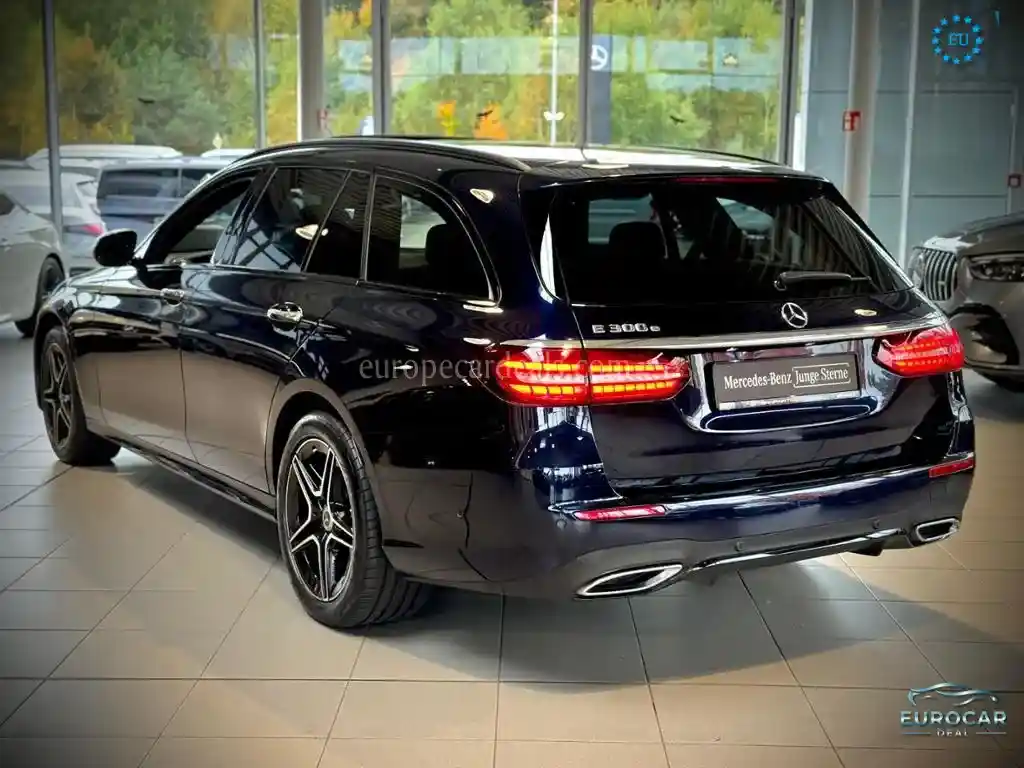 Mercedes-Benz E 300