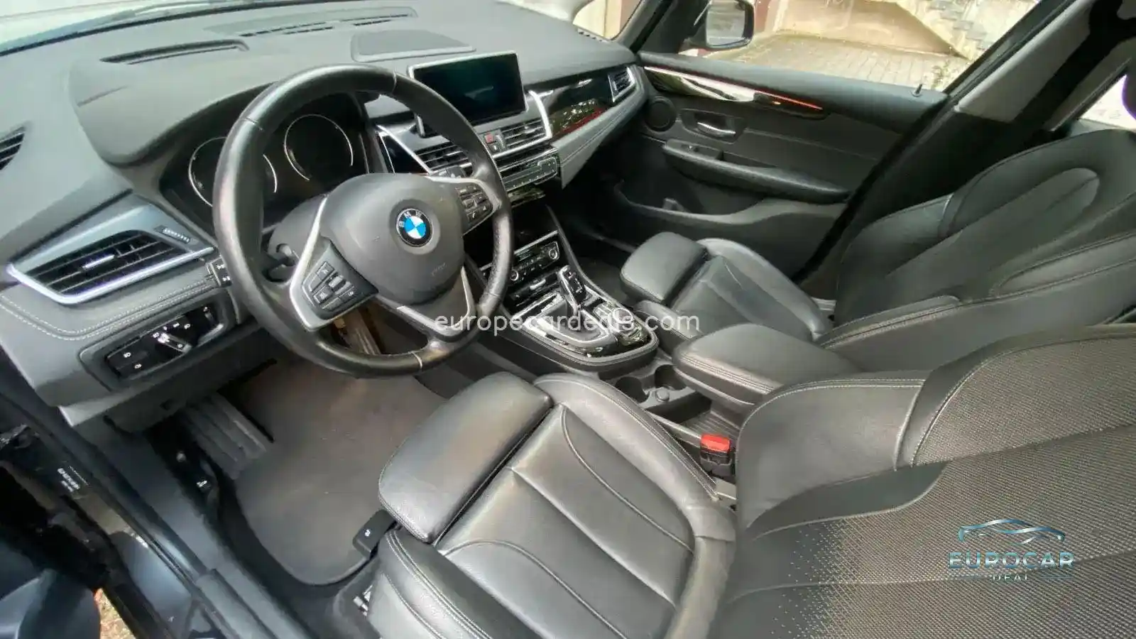 BMW 220