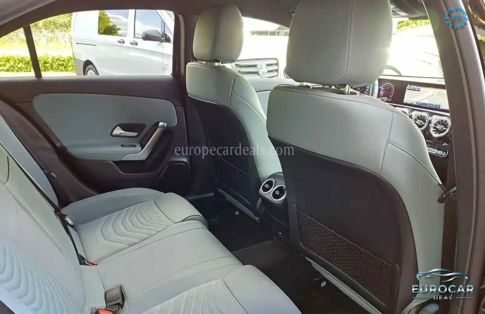 Mercedes-Benz A 220