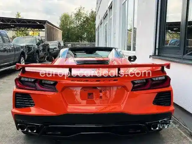 Corvette C8