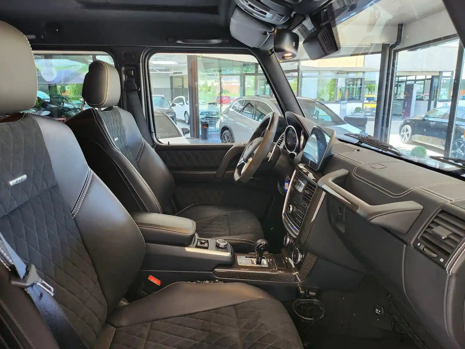 Mercedes-Benz G 500