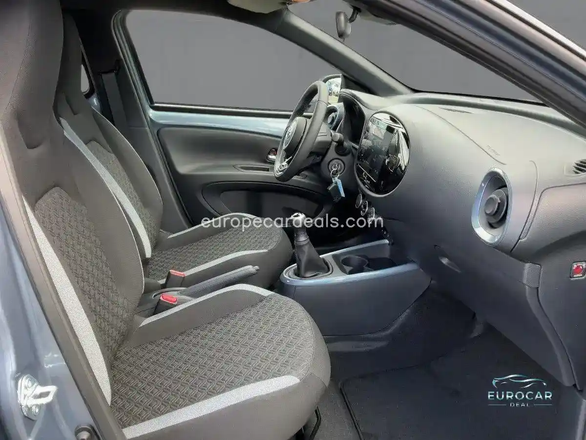 Toyota Aygo (X)