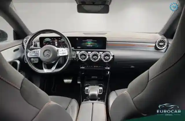 Mercedes-Benz CLA 200 Shooting Brake