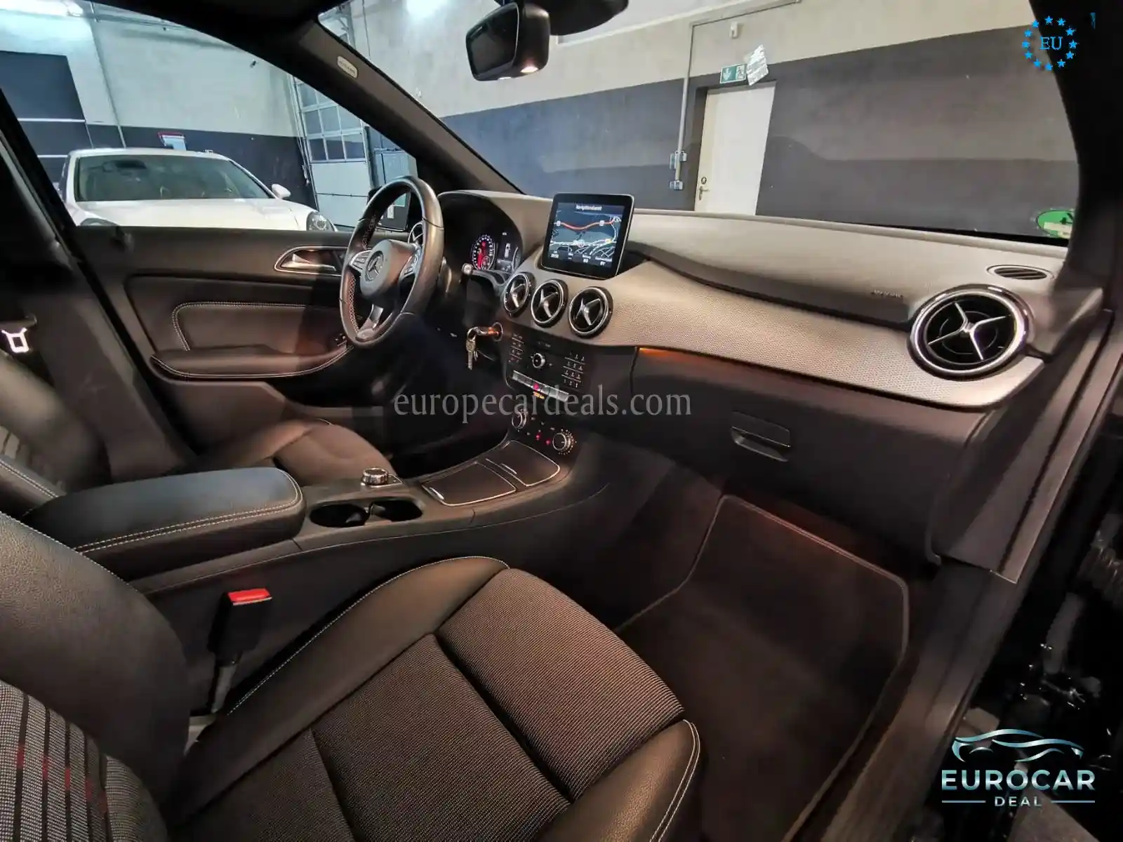 Mercedes-Benz B 200