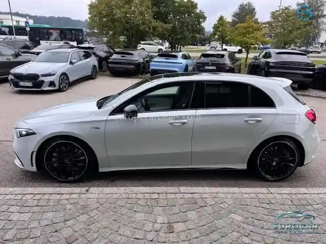 Mercedes-Benz A 35 AMG