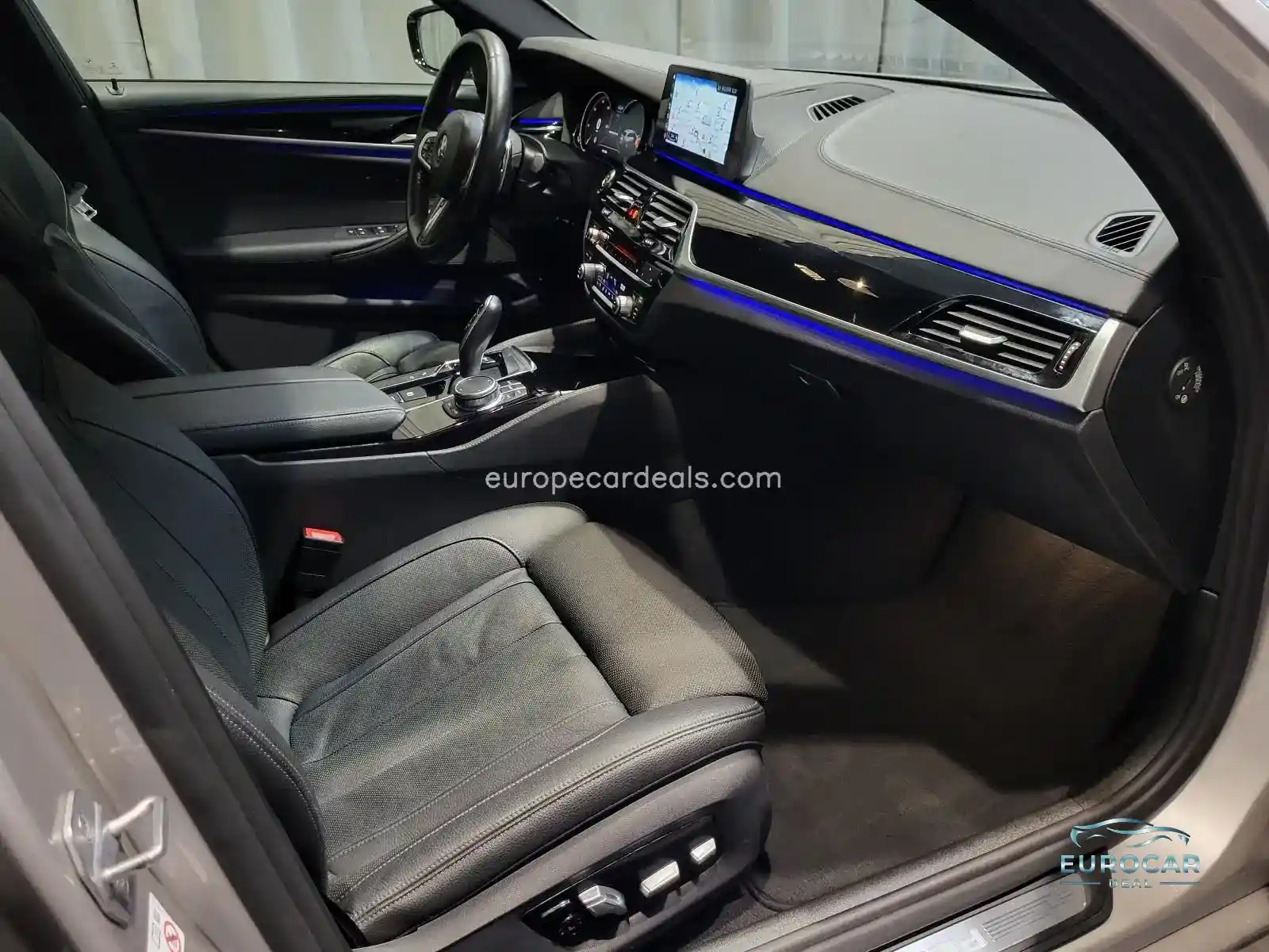 BMW M550