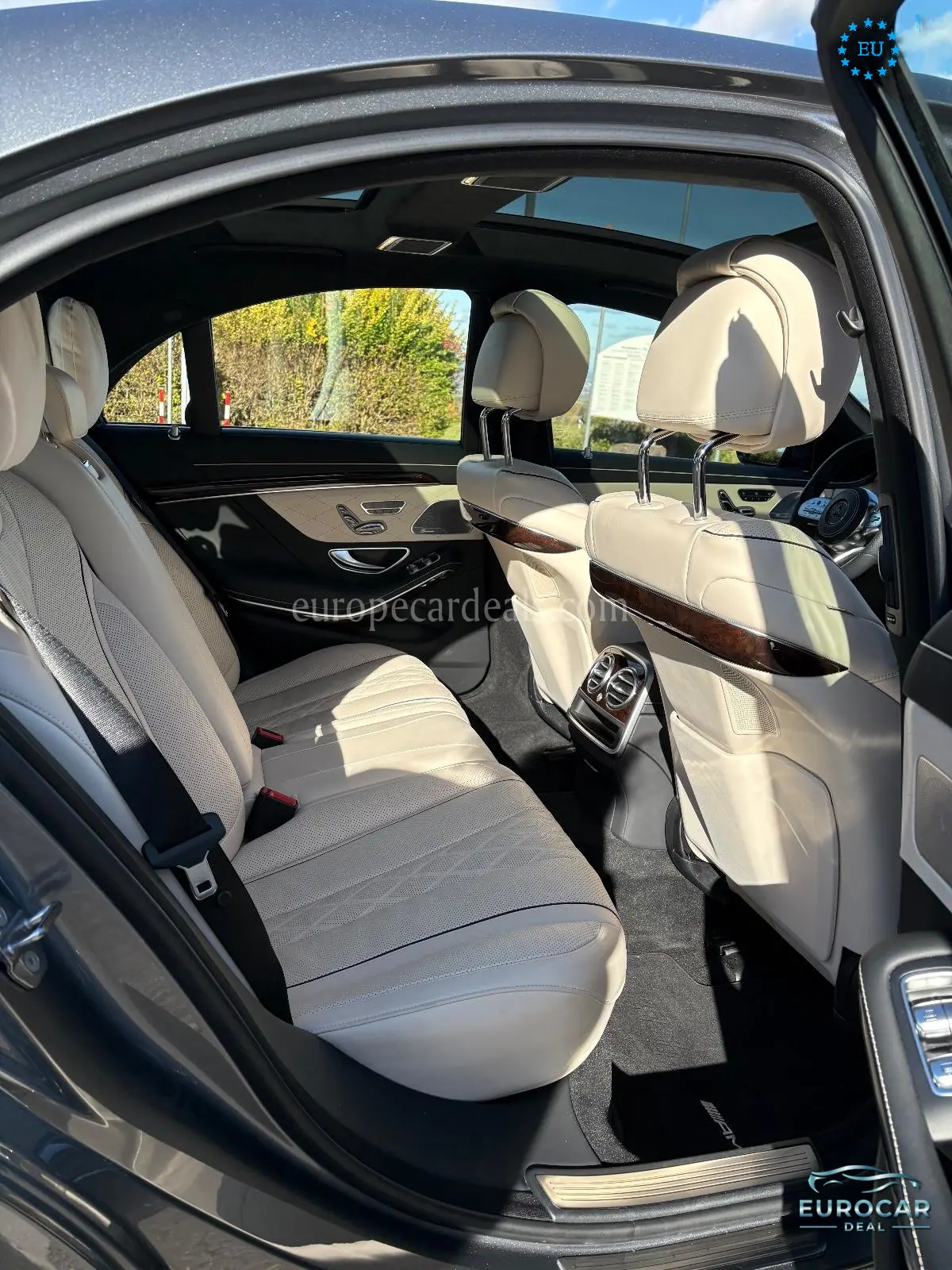 Mercedes-Benz S 560