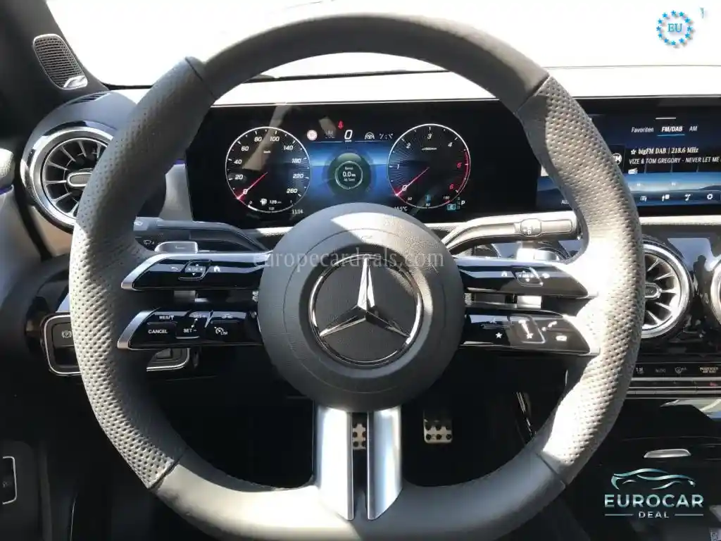 Mercedes-Benz A 220