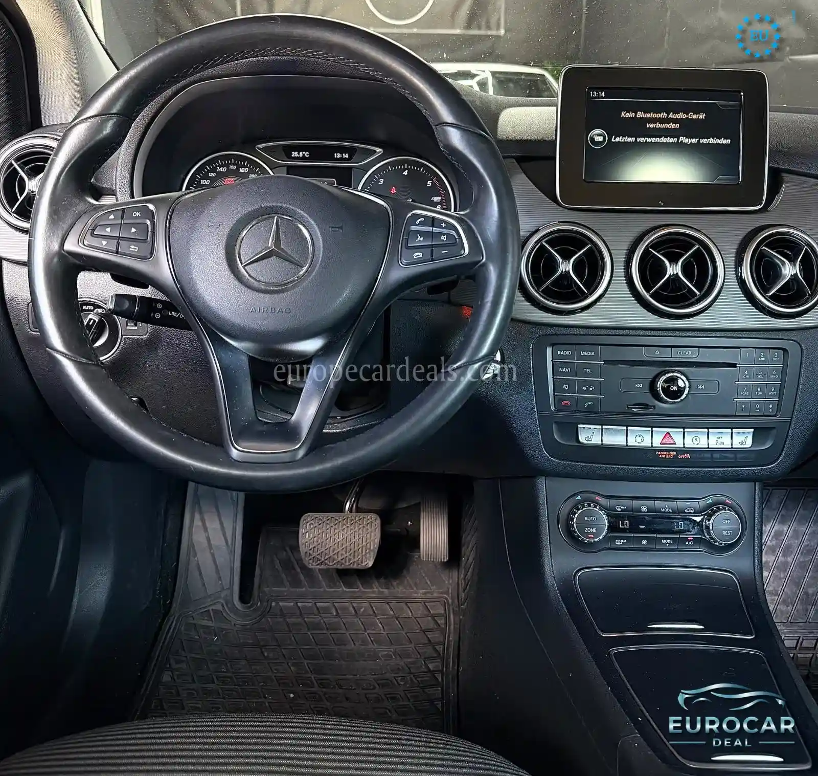 Mercedes-Benz B 180