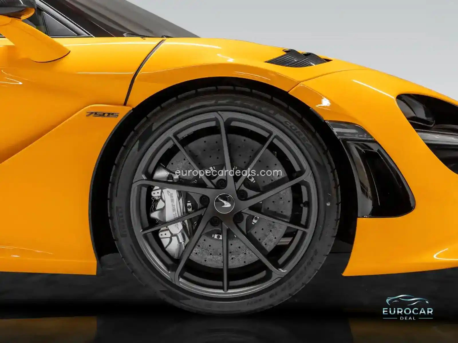 McLaren 750S