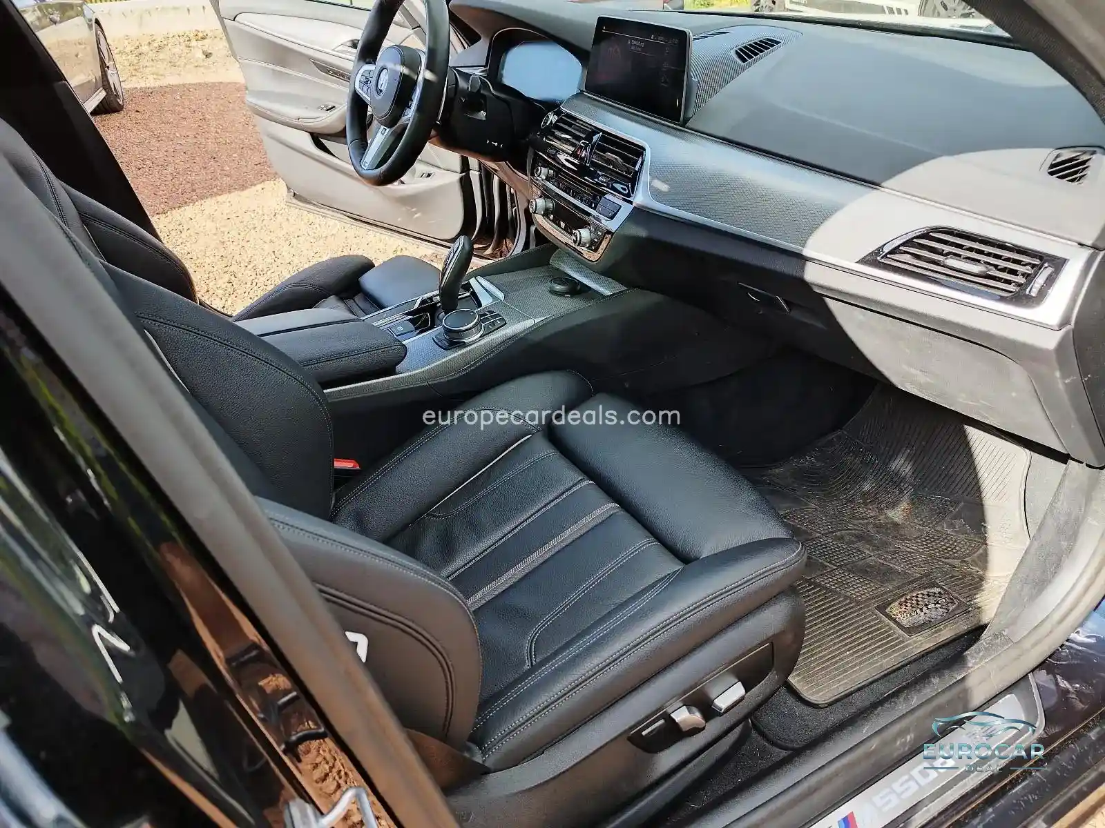 BMW M550