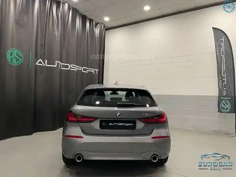 BMW 118