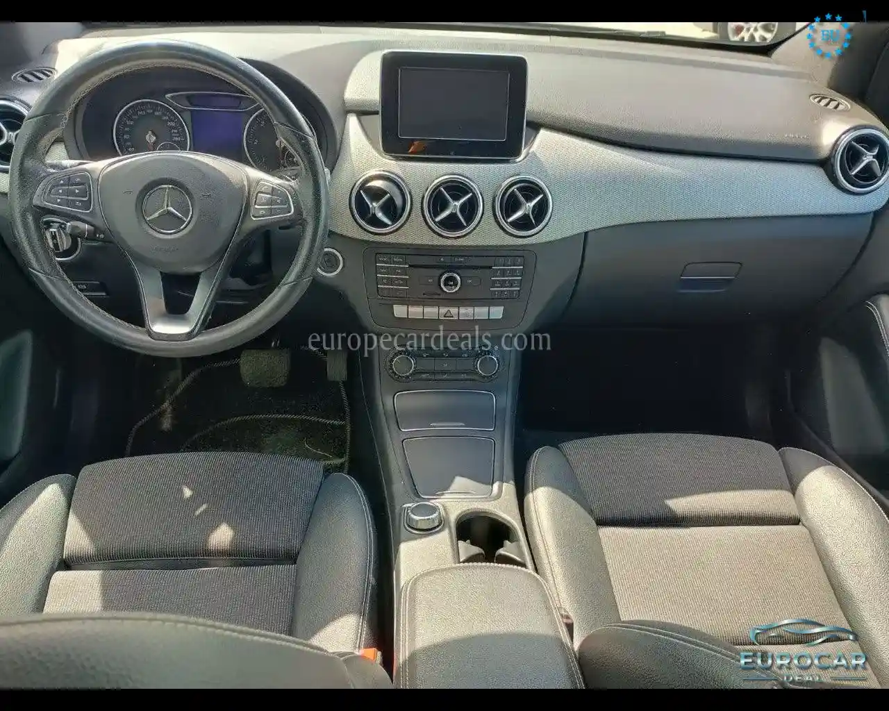 Mercedes-Benz B 200