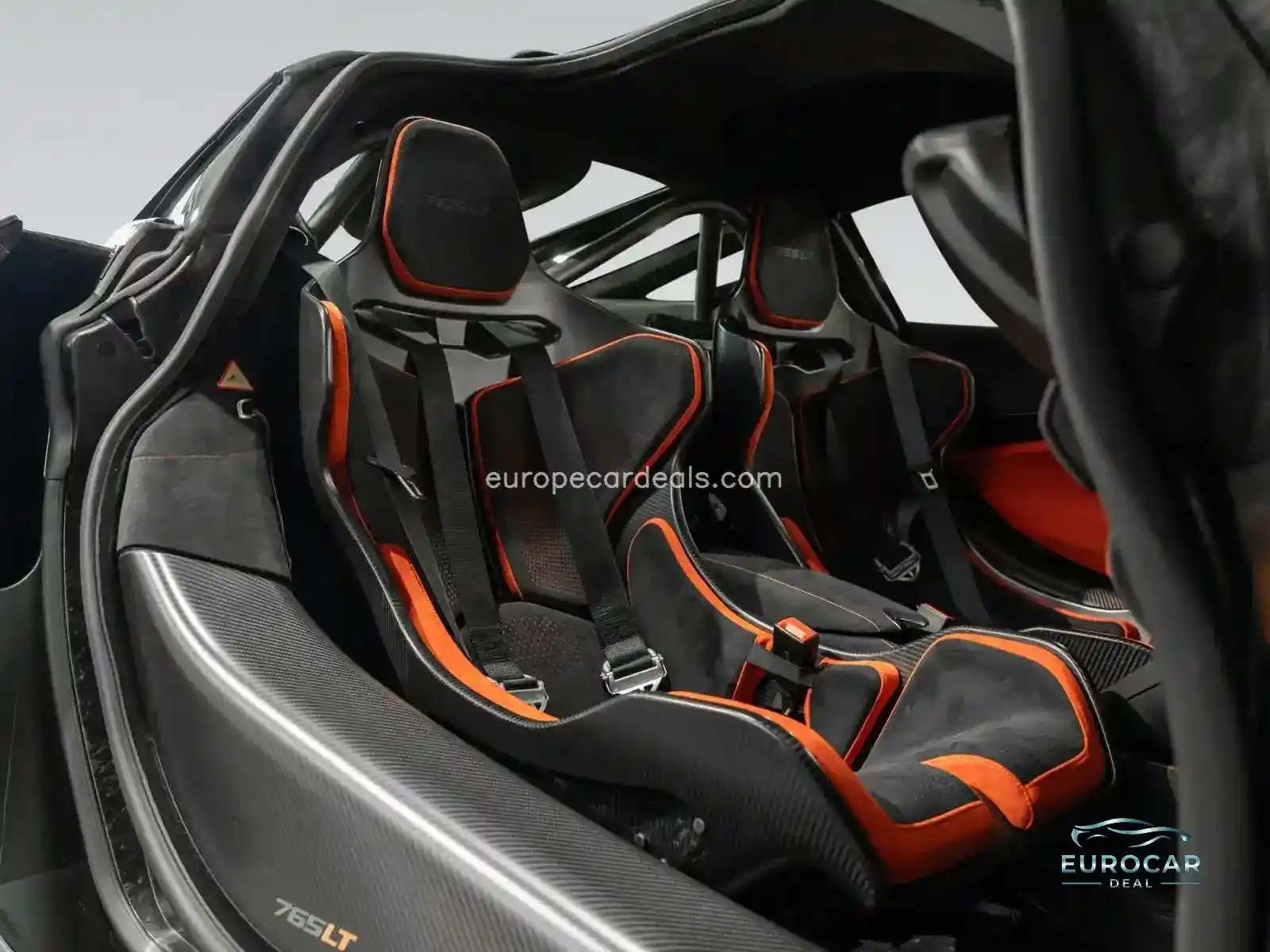 McLaren 765LT