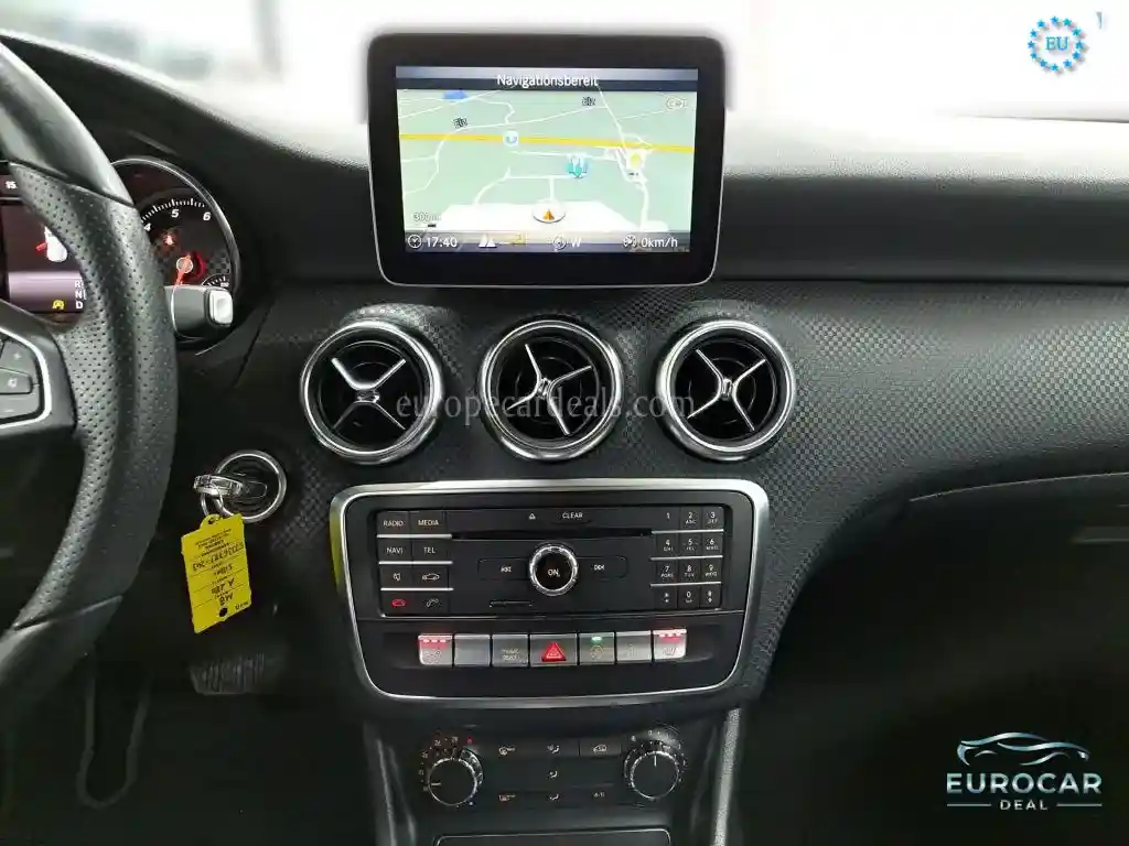 Mercedes-Benz A 180