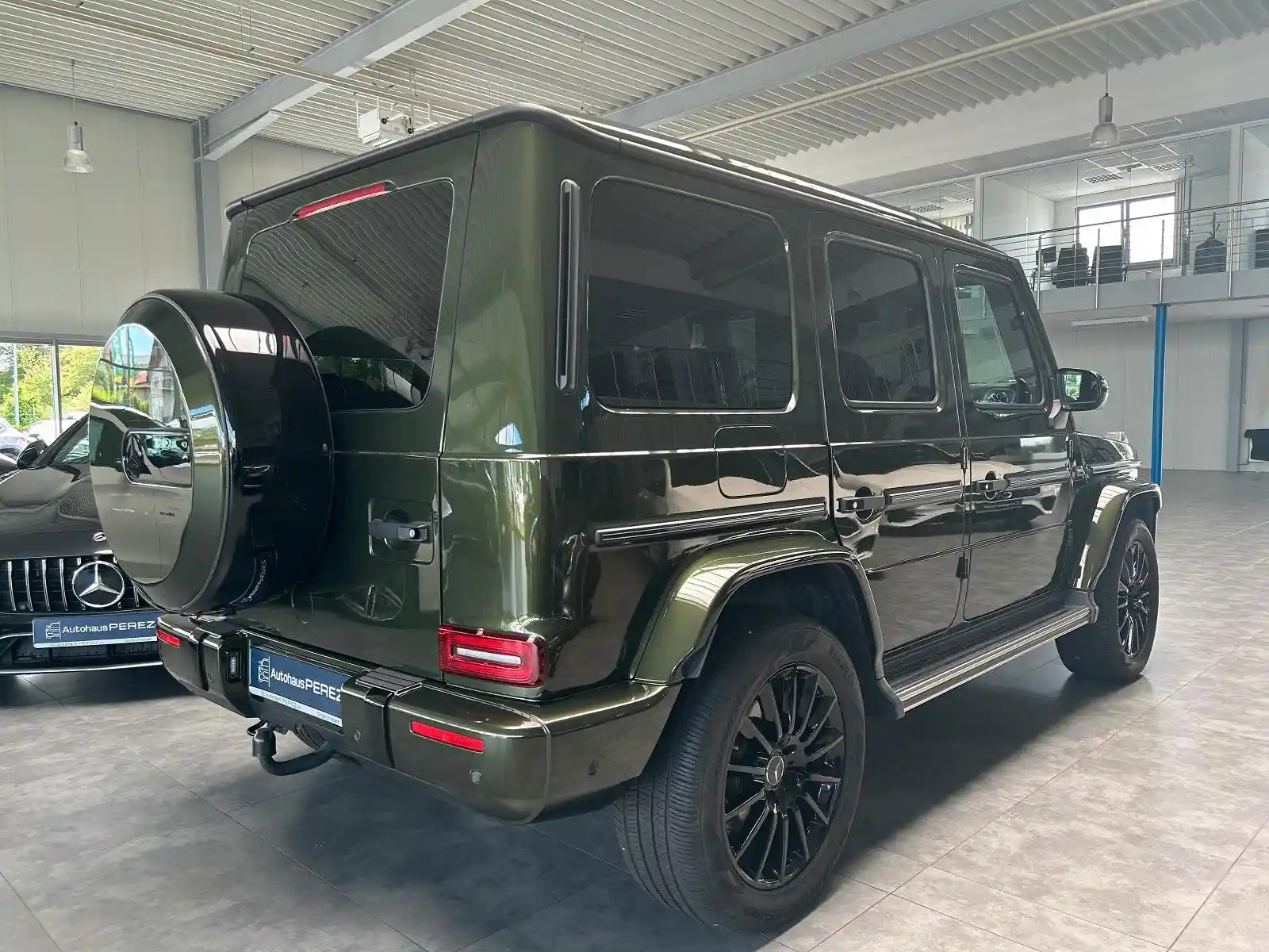 Mercedes-Benz G 500