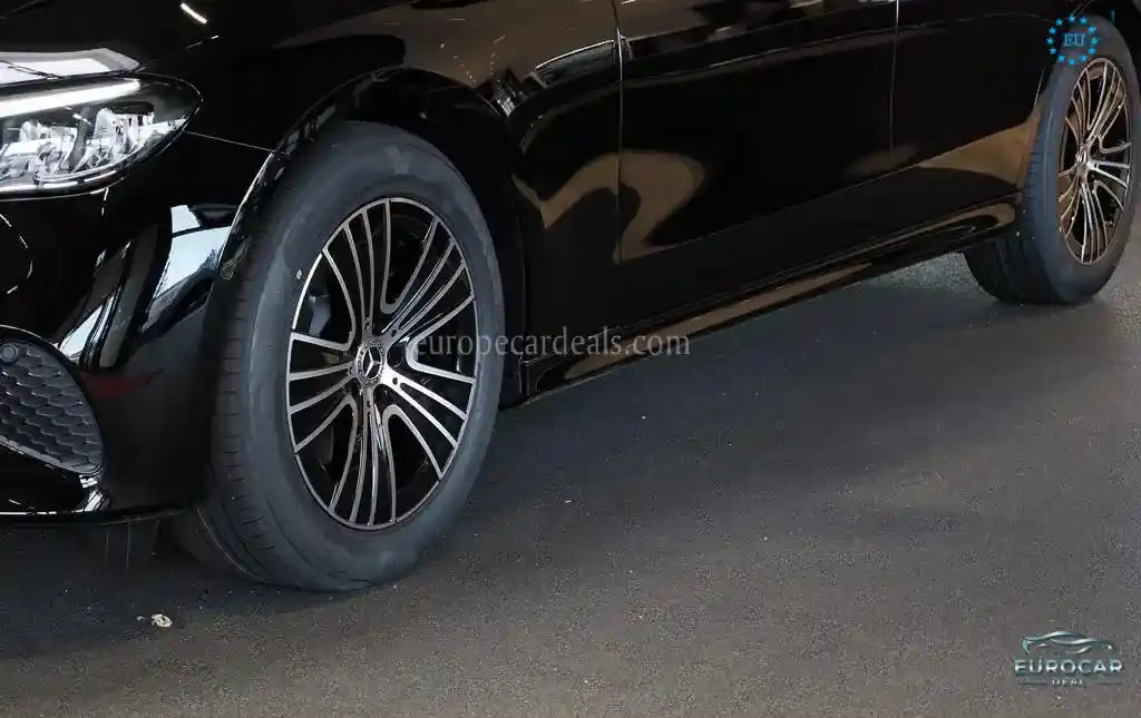 Mercedes-Benz E 200