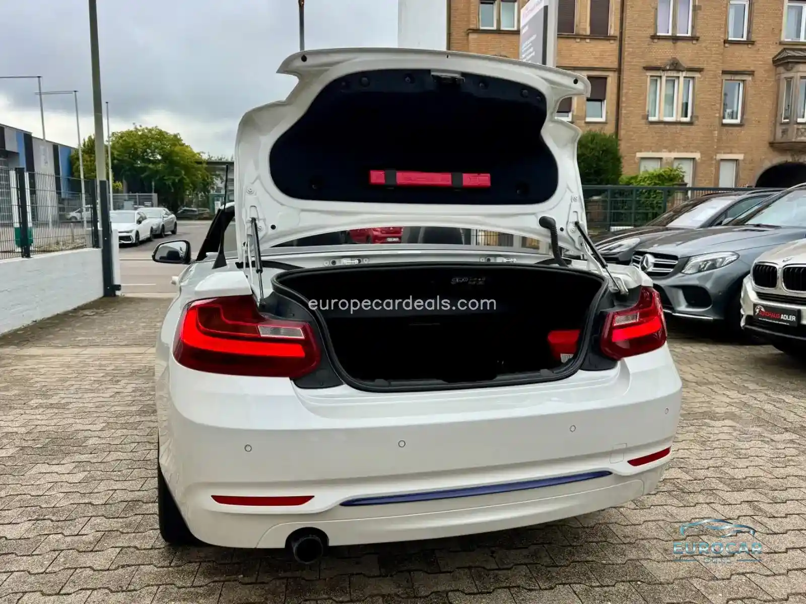 BMW 218