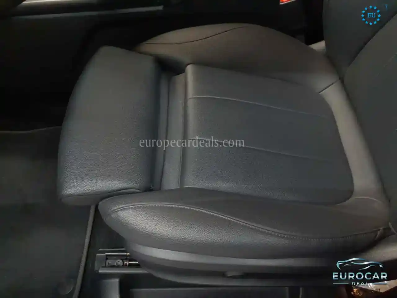 Mercedes-Benz B 220