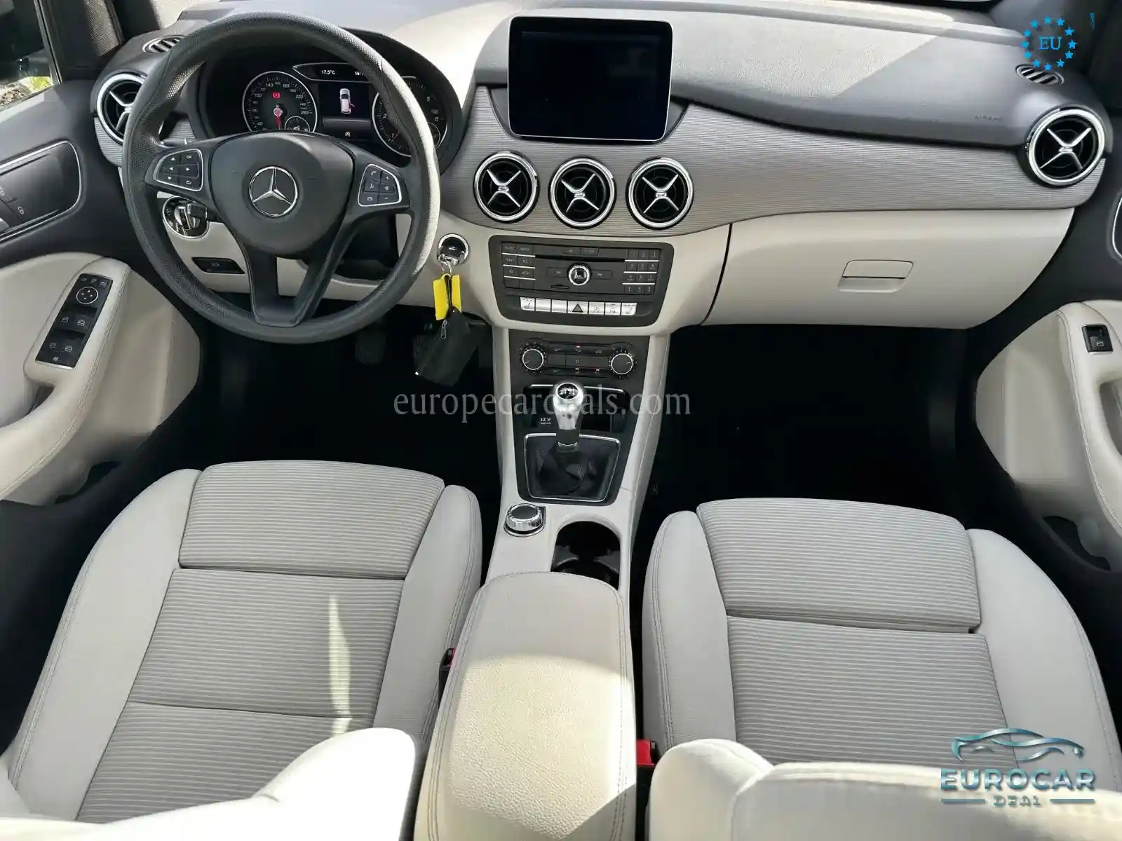 Mercedes-Benz B 180