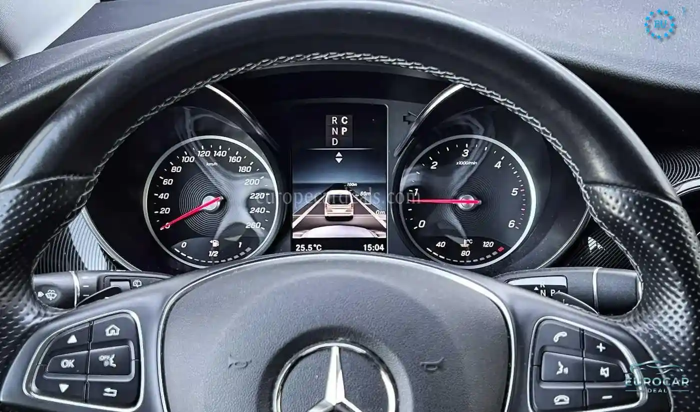 Mercedes-Benz V 250