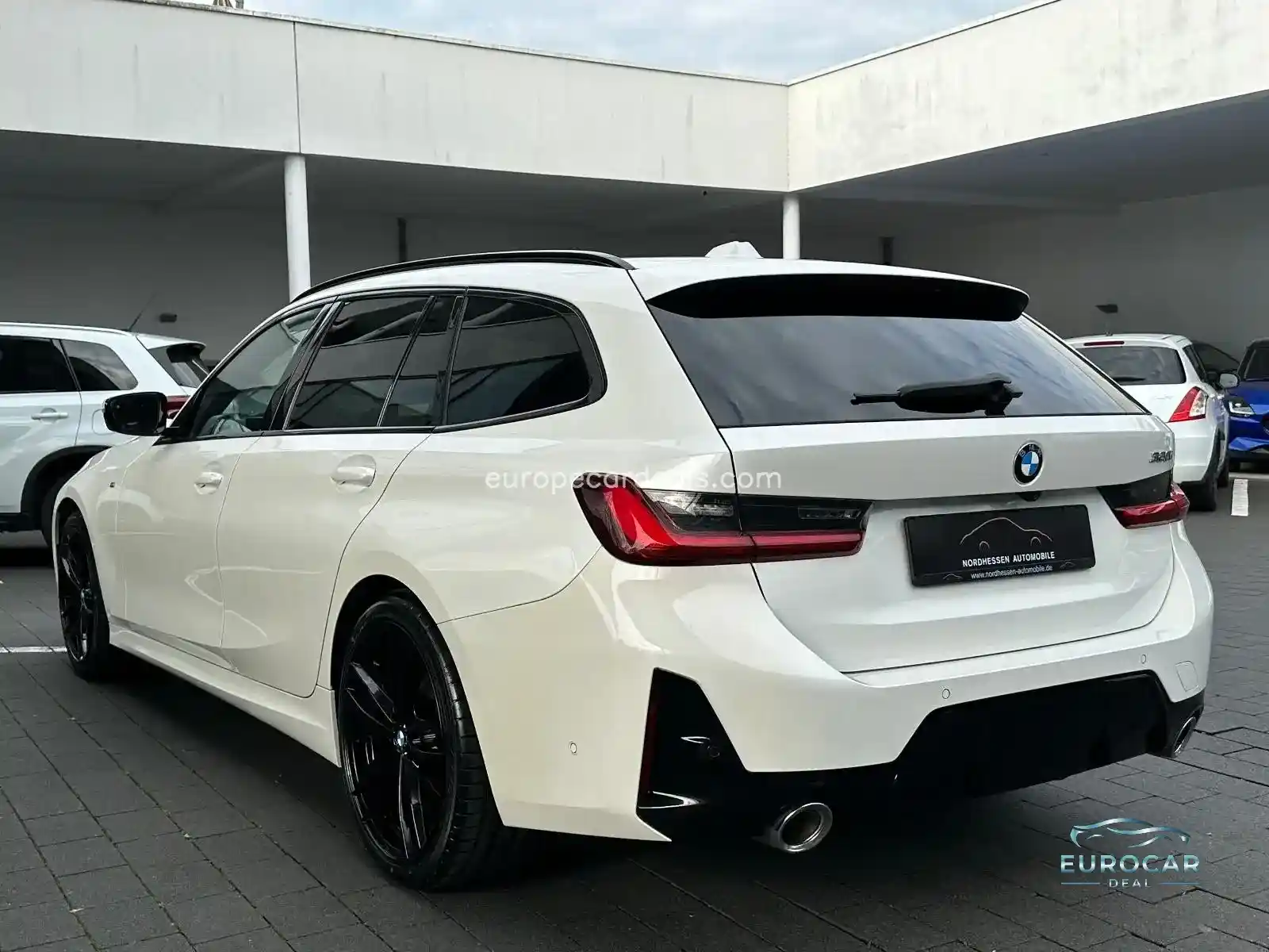 BMW 320