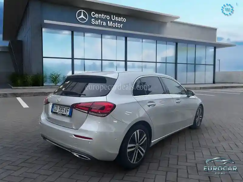 Mercedes-Benz A 180