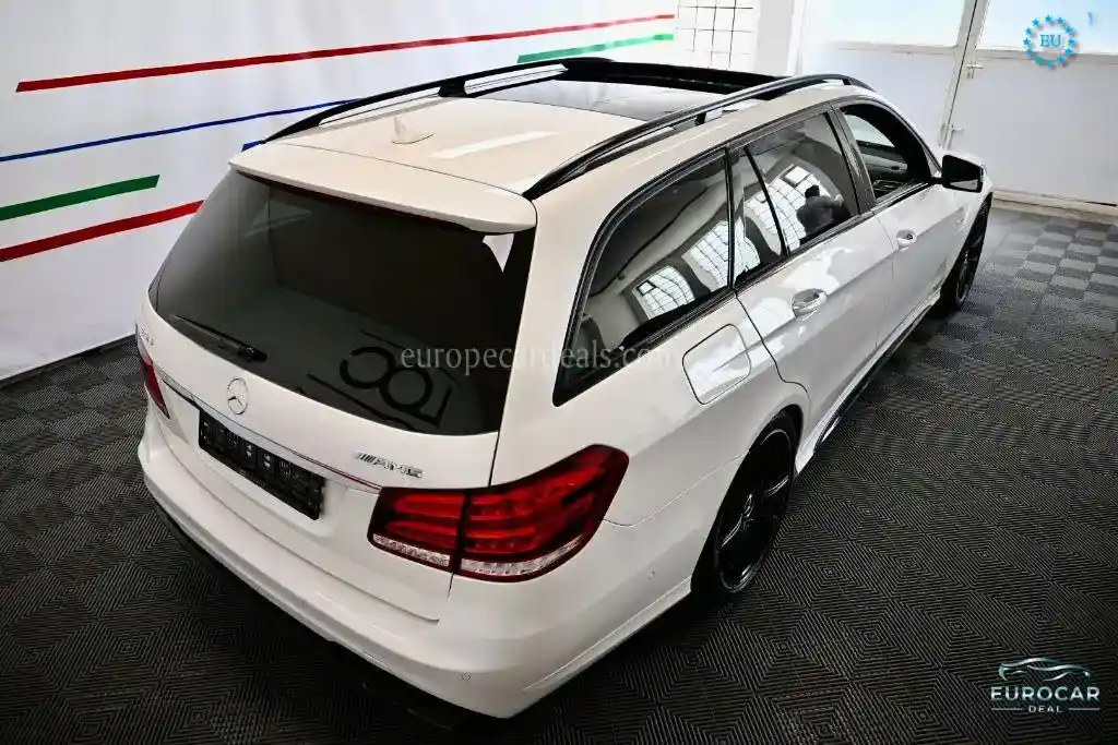 Mercedes-Benz E 63 AMG