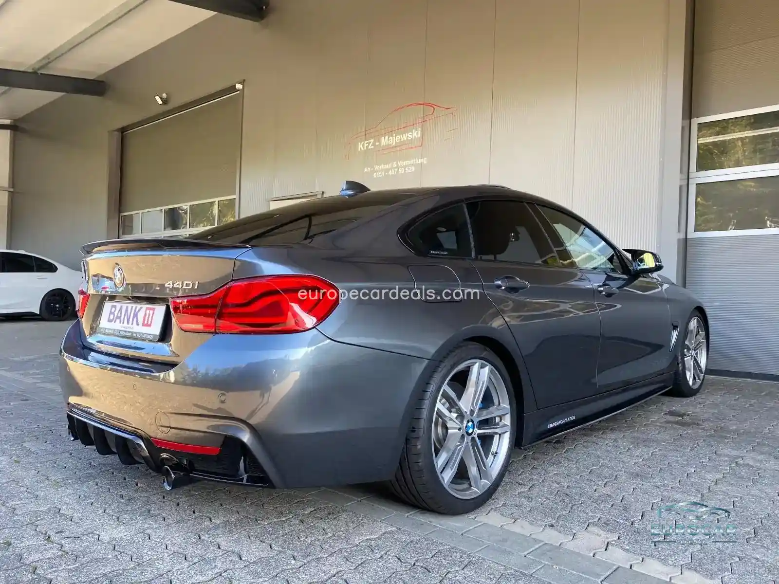 BMW 440