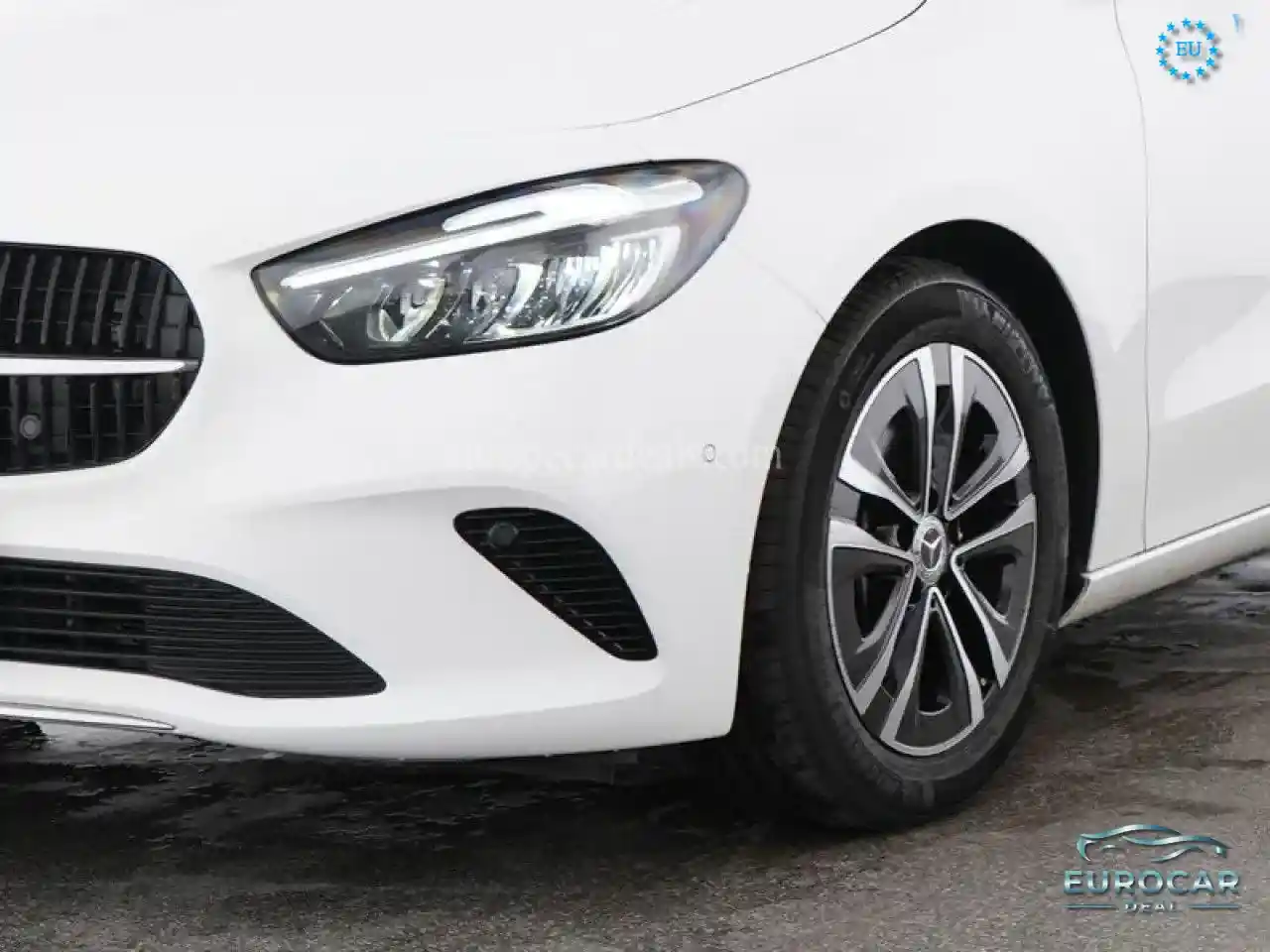 Mercedes-Benz B 200