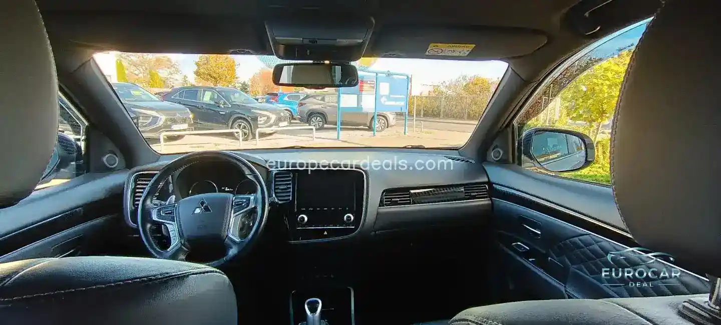 Mitsubishi Plug-in Hybrid Outlander