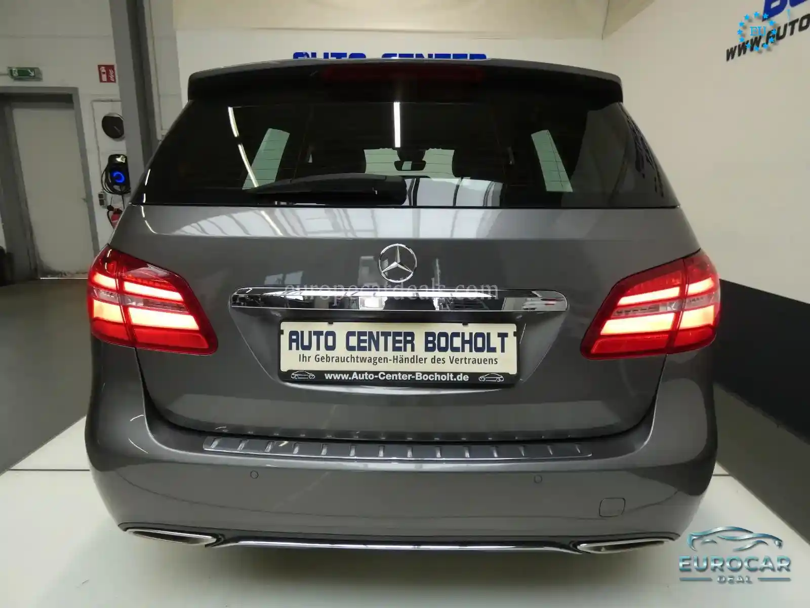 Mercedes-Benz B 200