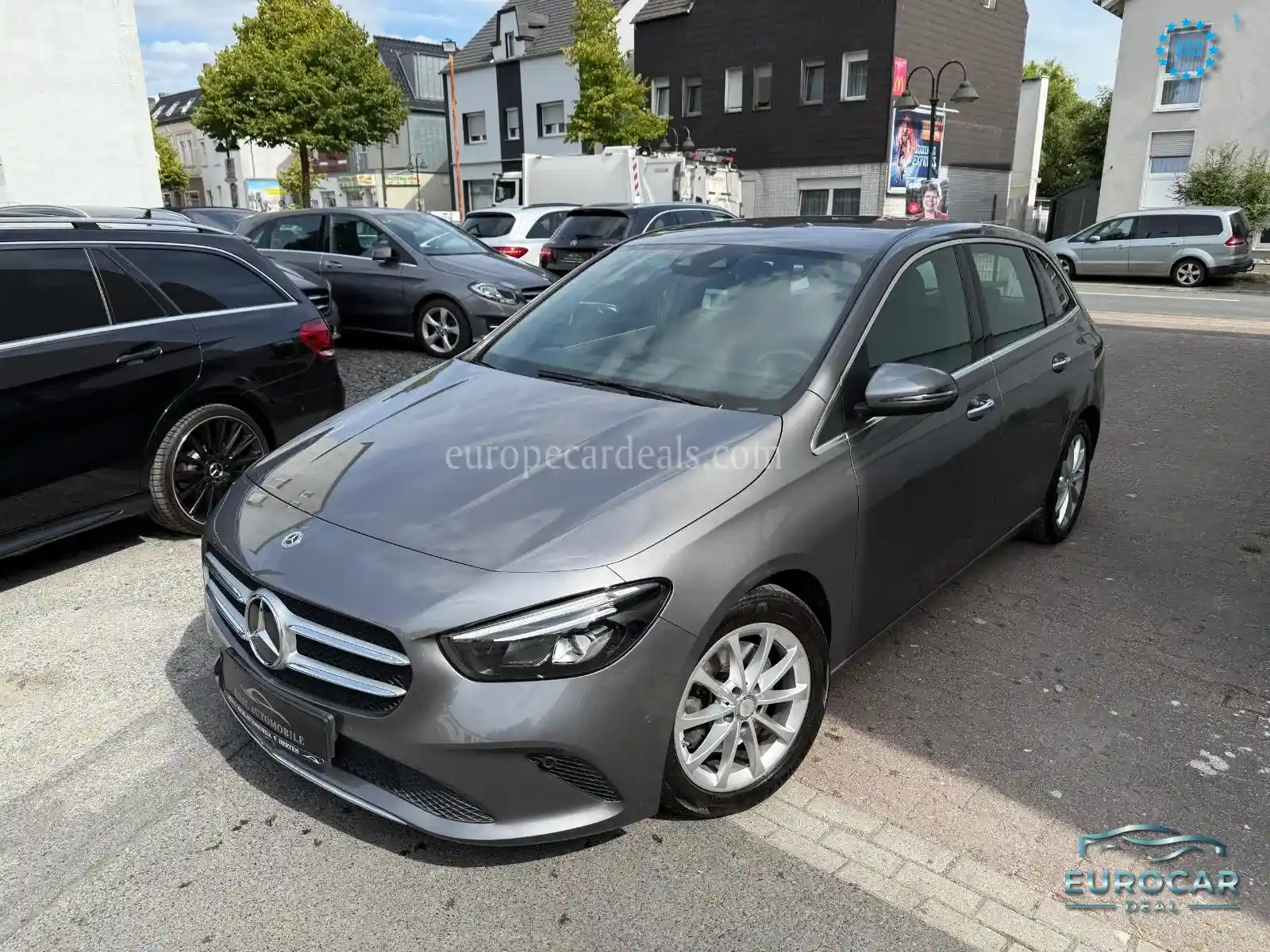 Mercedes-Benz B 220