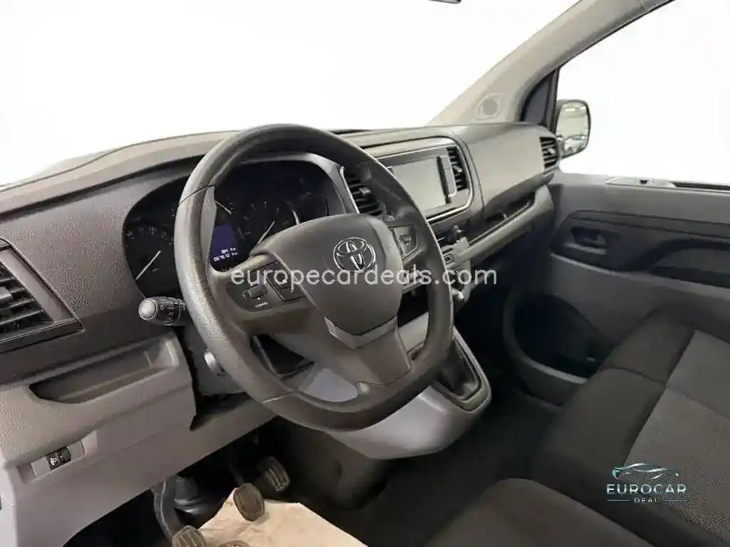 Toyota Proace (Verso)