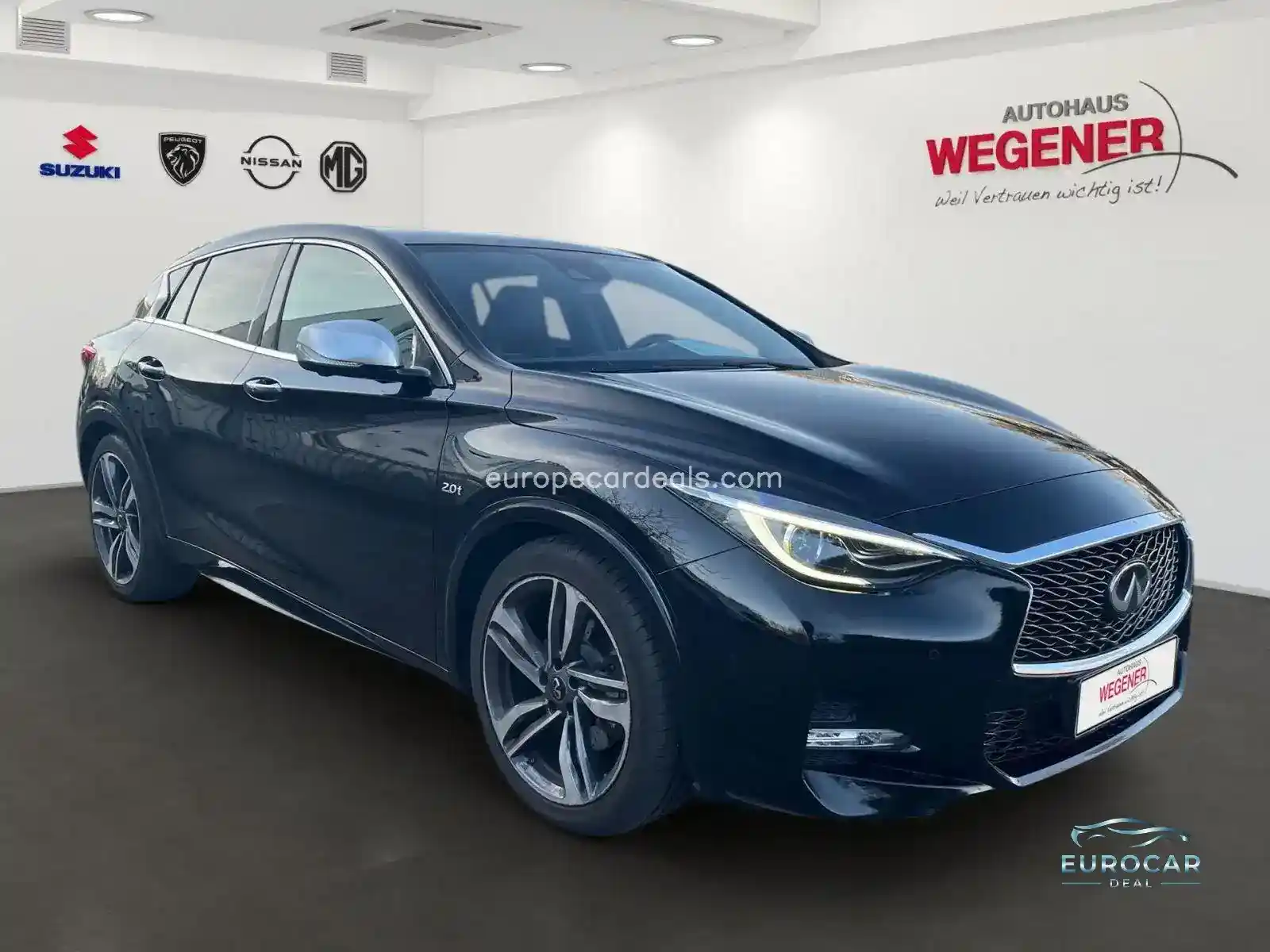 Infiniti Q30