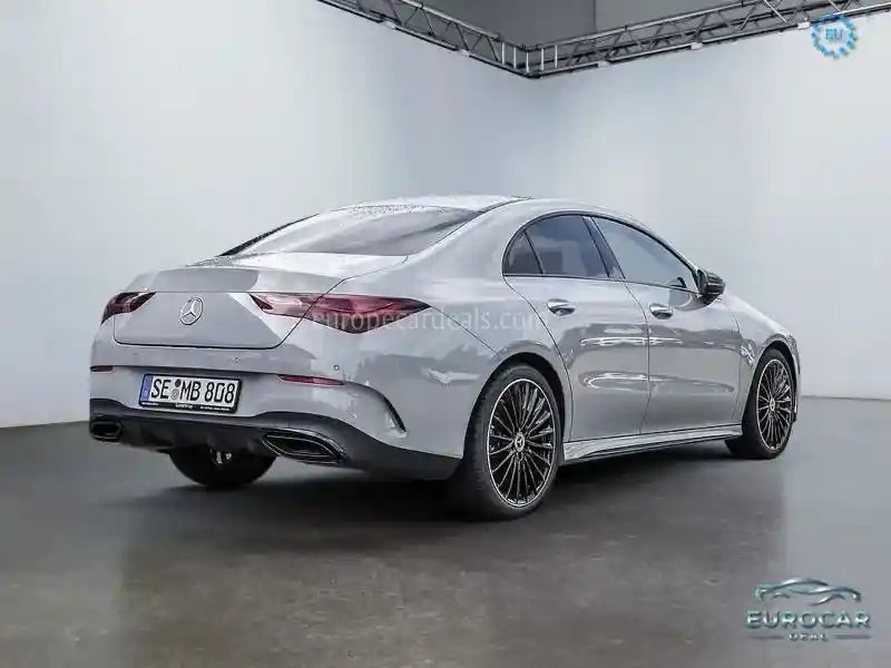 Mercedes-Benz CLA 200