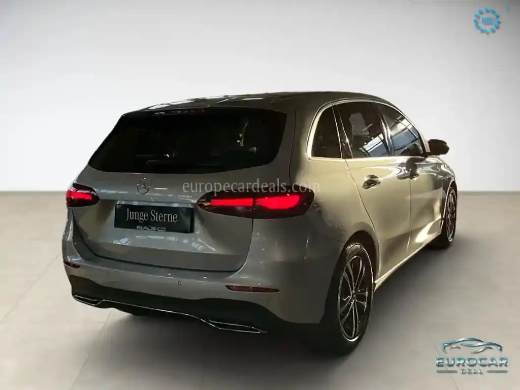 Mercedes-Benz B 220