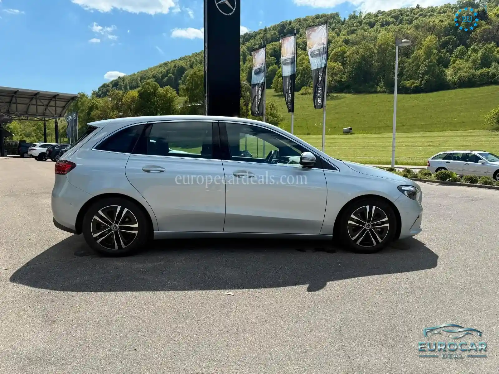 Mercedes-Benz B 180