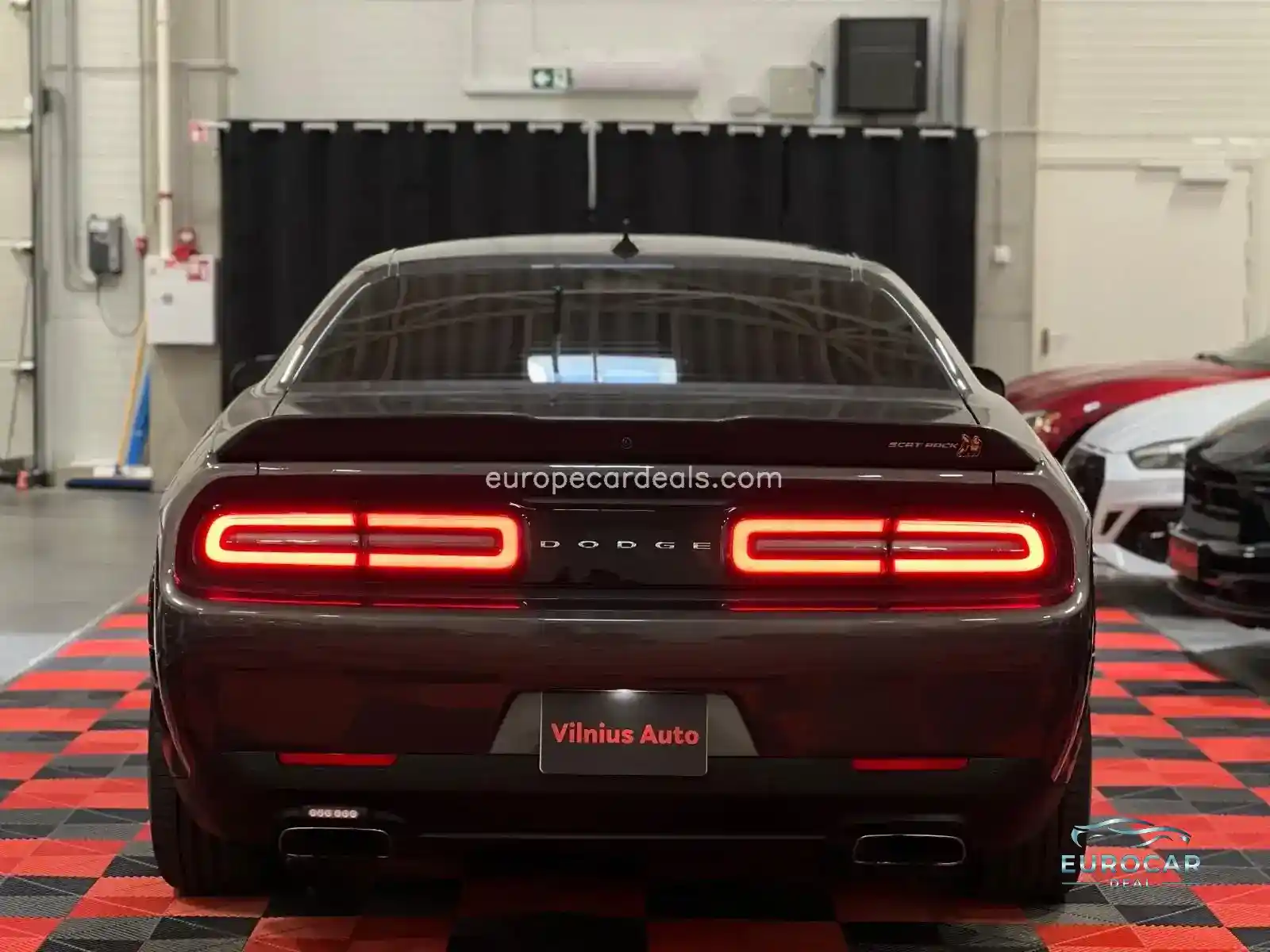 Dodge Challenger
