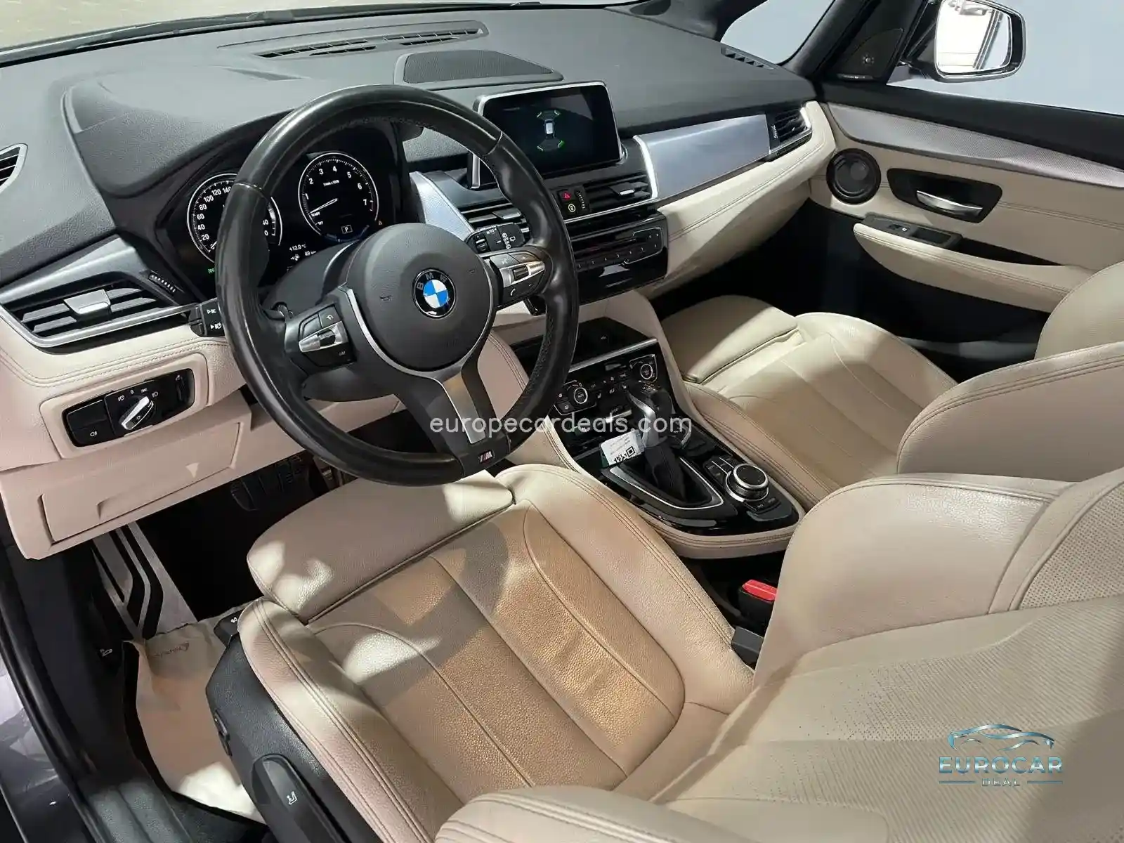 BMW 225
